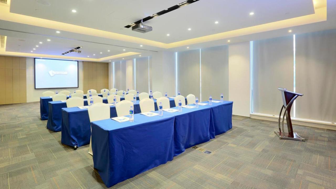 Holiday Inn Express Shanghai Gongkang By Ihg Xangai Exterior foto